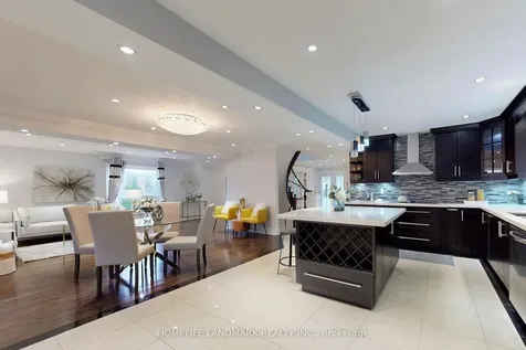 22 Lynda Mcneil Place Markham ON L3S 3E4