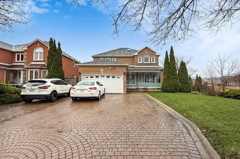 22 Lynda Mcneil Place Markham ON L3S 3E4