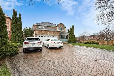 22 Lynda Mcneil Place Markham ON L3S 3E4