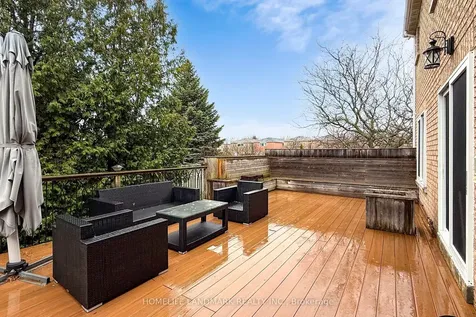 22 Lynda Mcneil Place Markham ON L3S 3E4