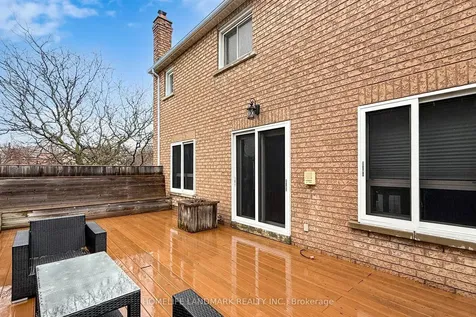 22 Lynda Mcneil Place Markham ON L3S 3E4
