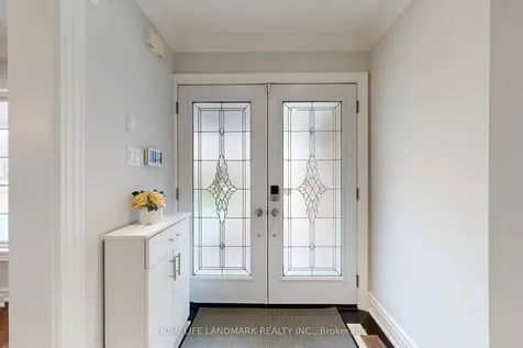 22 Lynda Mcneil Place Markham ON L3S 3E4