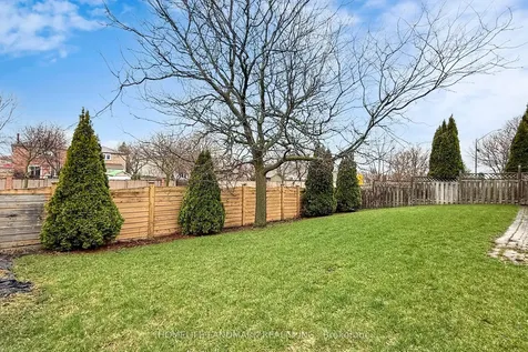 22 Lynda Mcneil Place Markham ON L3S 3E4