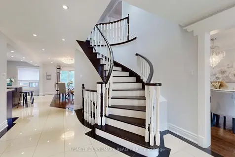 22 Lynda Mcneil Place Markham ON L3S 3E4