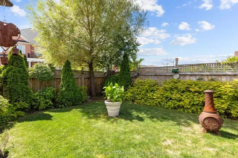 104 Gas Lamp Lane Markham ON L6B 0H8