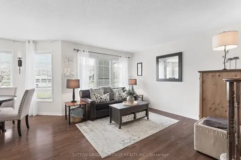 104 Gas Lamp Lane Markham ON L6B 0H8