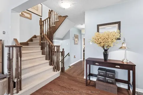 104 Gas Lamp Lane Markham ON L6B 0H8