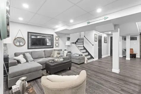 104 Gas Lamp Lane Markham ON L6B 0H8