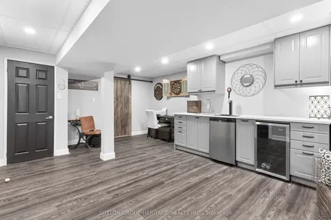 104 Gas Lamp Lane Markham ON L6B 0H8