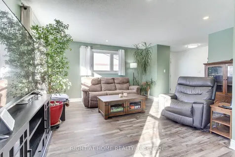 853 Magnolia Avenue Newmarket ON L3Y 5H5