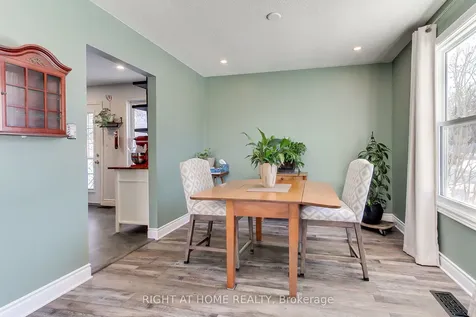 853 Magnolia Avenue Newmarket ON L3Y 5H5