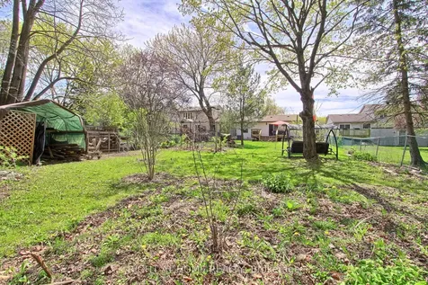 853 Magnolia Avenue Newmarket ON L3Y 5H5