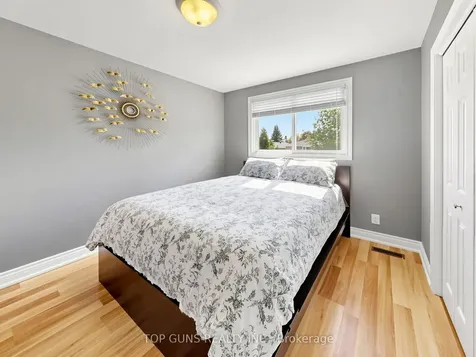 482 Britannia Avenue Bradford West Gwillimbury ON L3Z 1A7
