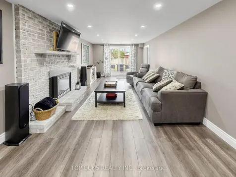 482 Britannia Avenue Bradford West Gwillimbury ON L3Z 1A7