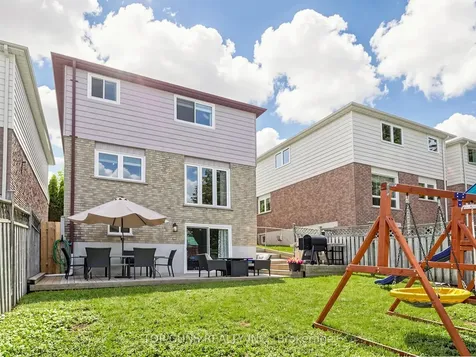 482 Britannia Avenue Bradford West Gwillimbury ON L3Z 1A7