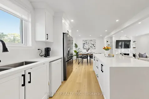 755 Botany Hill Crescent Newmarket ON L3Y 3A7