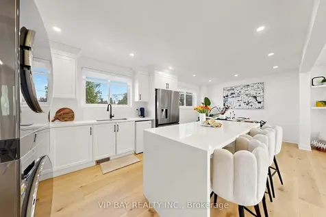 755 Botany Hill Crescent Newmarket ON L3Y 3A7