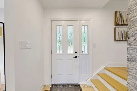 755 Botany Hill Crescent Newmarket ON L3Y 3A7
