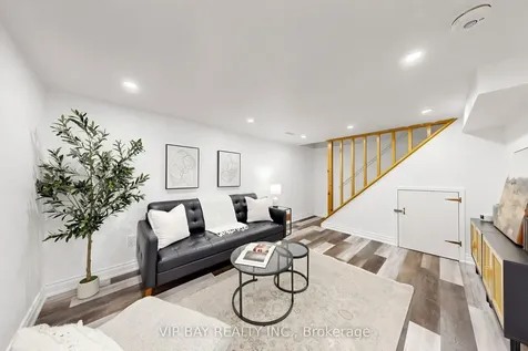 755 Botany Hill Crescent Newmarket ON L3Y 3A7