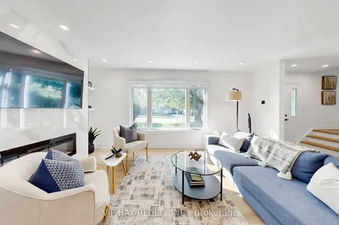755 Botany Hill Crescent Newmarket ON L3Y 3A7