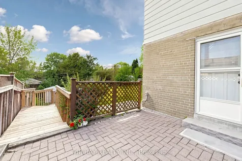 755 Botany Hill Crescent Newmarket ON L3Y 3A7