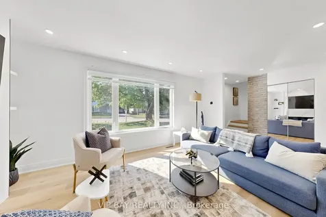 755 Botany Hill Crescent Newmarket ON L3Y 3A7