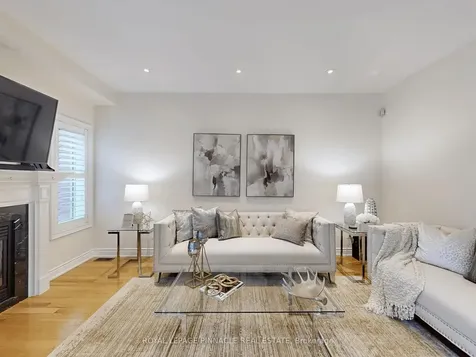 33 Gambit Avenue Vaughan ON L4H 0Y7