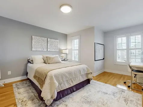 33 Gambit Avenue Vaughan ON L4H 0Y7