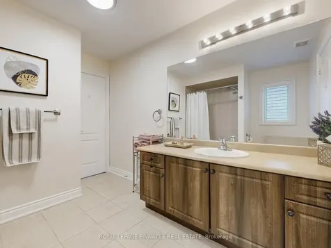 33 Gambit Avenue Vaughan ON L4H 0Y7
