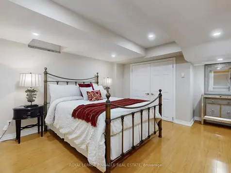 33 Gambit Avenue Vaughan ON L4H 0Y7