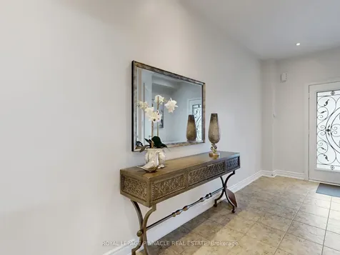 33 Gambit Avenue Vaughan ON L4H 0Y7