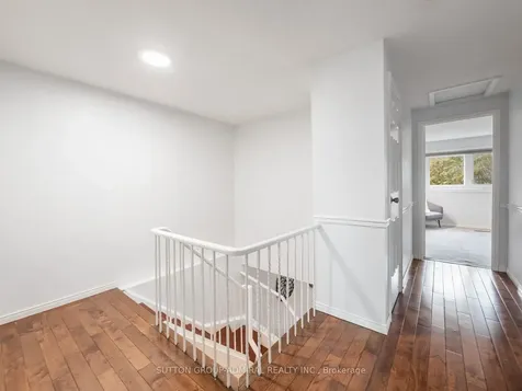 218 Mullen Drive Vaughan ON L4J 2P1