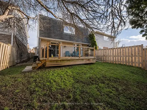 218 Mullen Drive Vaughan ON L4J 2P1