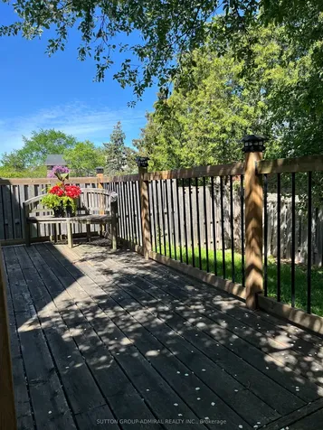 218 Mullen Drive Vaughan ON L4J 2P1