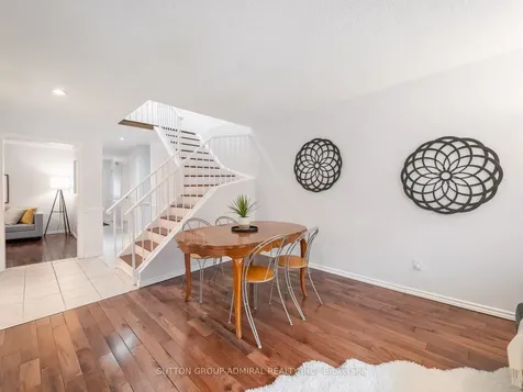 218 Mullen Drive Vaughan ON L4J 2P1