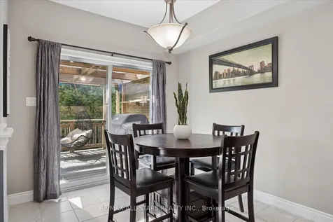 18 Carleton Trail New Tecumseth ON L0G 1A0