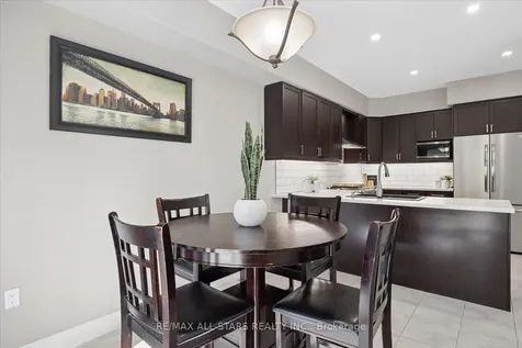 18 Carleton Trail New Tecumseth ON L0G 1A0