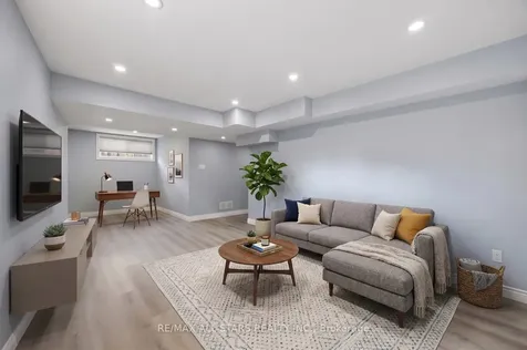 18 Carleton Trail New Tecumseth ON L0G 1A0