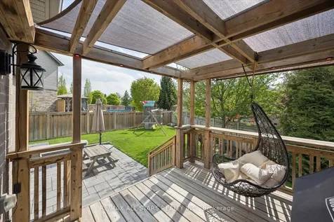 18 Carleton Trail New Tecumseth ON L0G 1A0