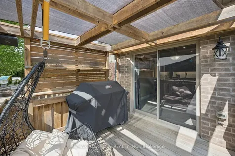 18 Carleton Trail New Tecumseth ON L0G 1A0