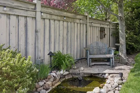 18 Carleton Trail New Tecumseth ON L0G 1A0