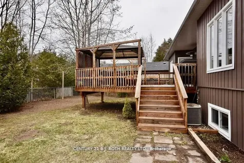 1738 Wingrove Avenue Innisfil ON L9S 1S4