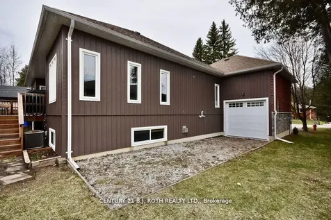1738 Wingrove Avenue Innisfil ON L9S 1S4