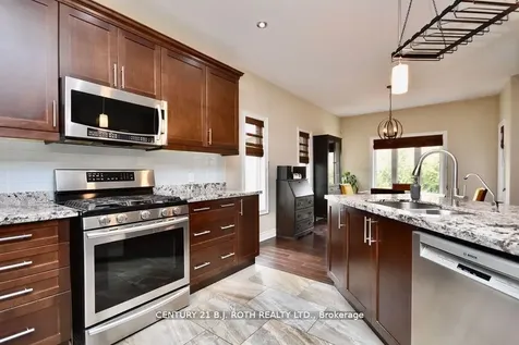 1738 Wingrove Avenue Innisfil ON L9S 1S4