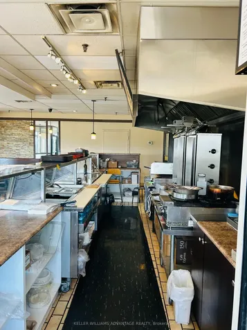7605 Woodbine Avenue Markham ON L3R 5V3