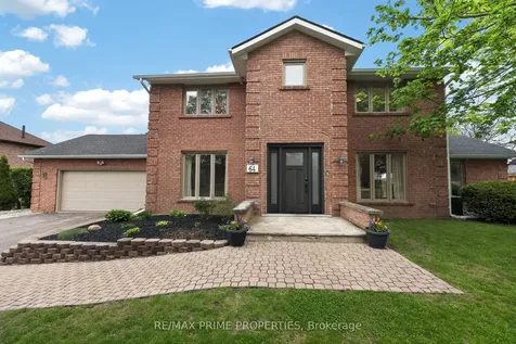 64 Balmoral Heights East Gwillimbury ON L0G 1R0