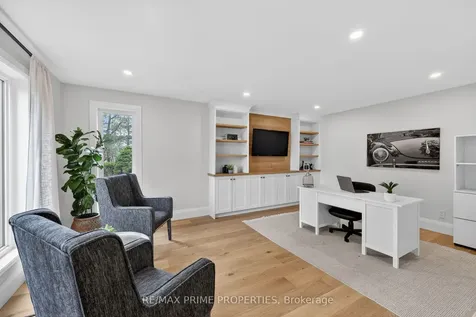 64 Balmoral Heights East Gwillimbury ON L0G 1R0