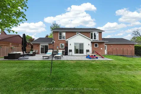 64 Balmoral Heights East Gwillimbury ON L0G 1R0