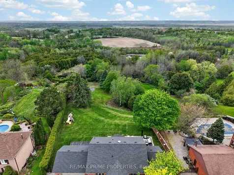 64 Balmoral Heights East Gwillimbury ON L0G 1R0
