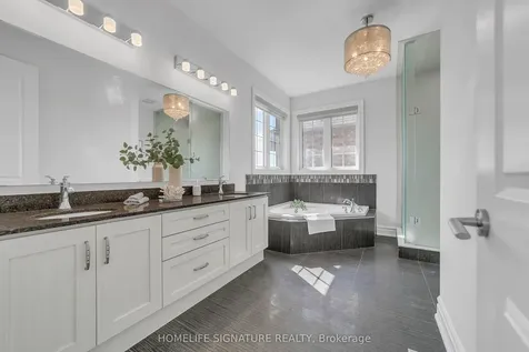 5 Mckay Avenue New Tecumseth ON L0G 1W0